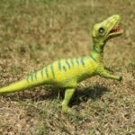Dinozaur Velociraptor zielony 32 cm LankaNovel 21192