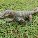 Komodo dragon figure 28 cm Lanka Novelties 21675